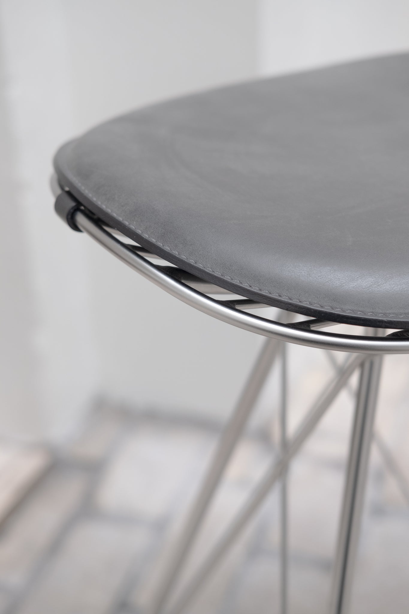 Wire Bar Stool