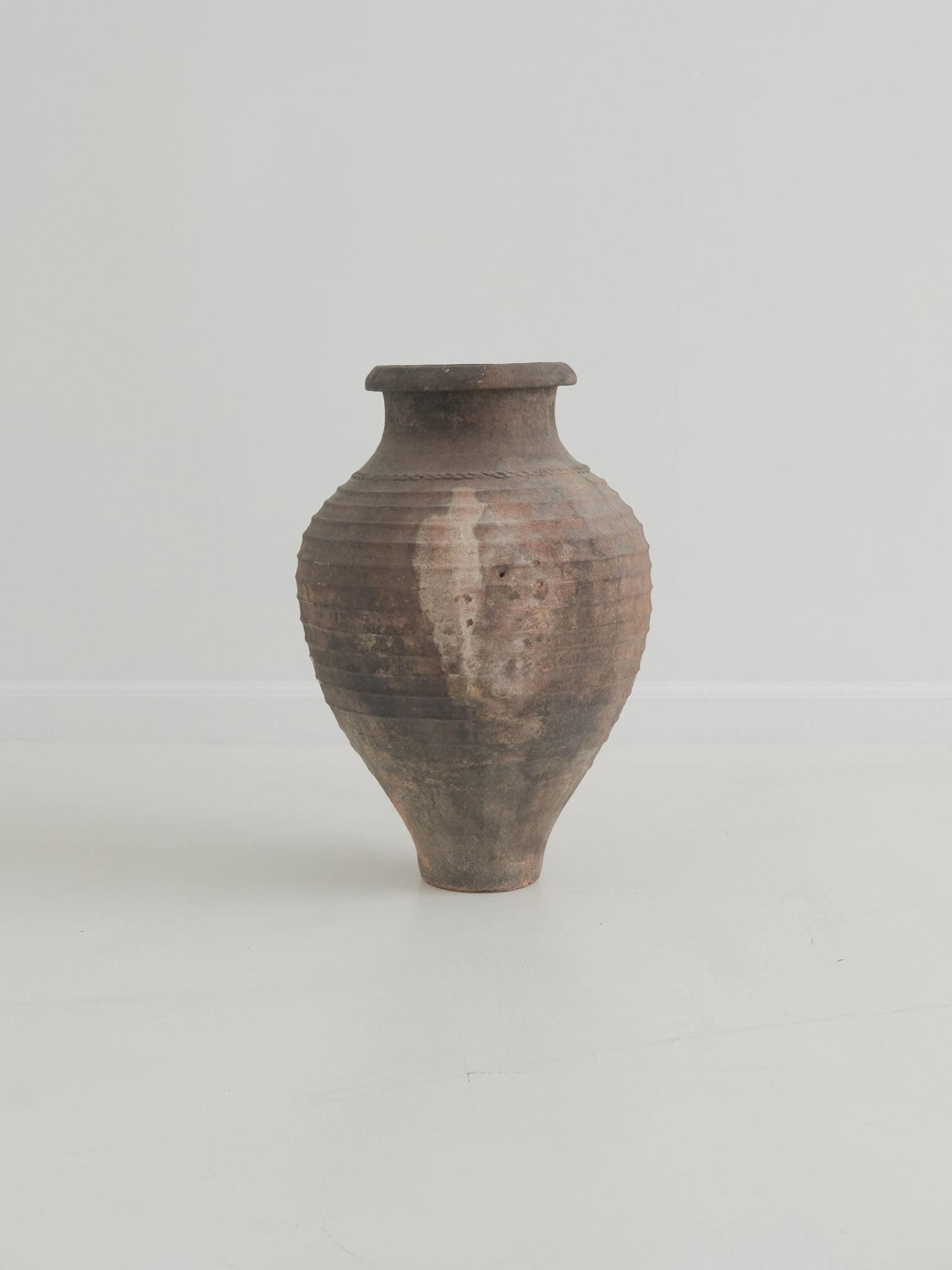 1700's Terracotta Pot 03
